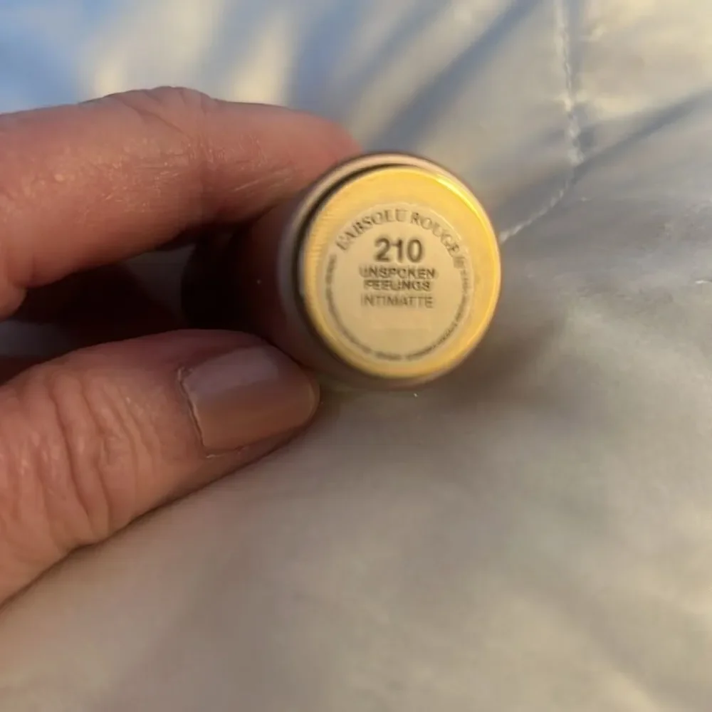 New Unused Lancôme L'ABSOLU ROUGE Intimate Matte Lipstick - Unspoken Feelings💄